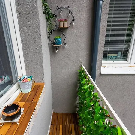 Spacious 3bd Apartment Sofia