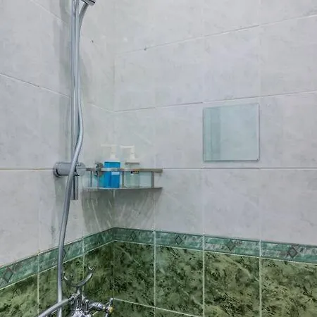 Appartamento Spacious 3bd Sofia